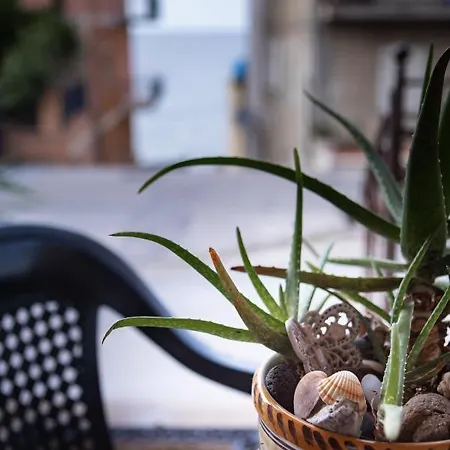 Casa Near Cefalu بيت للعطل Caronia Marina